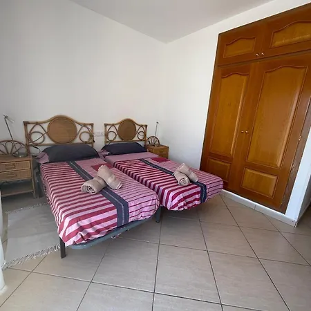 Raquel Koky Tatil Evi Empuriabrava